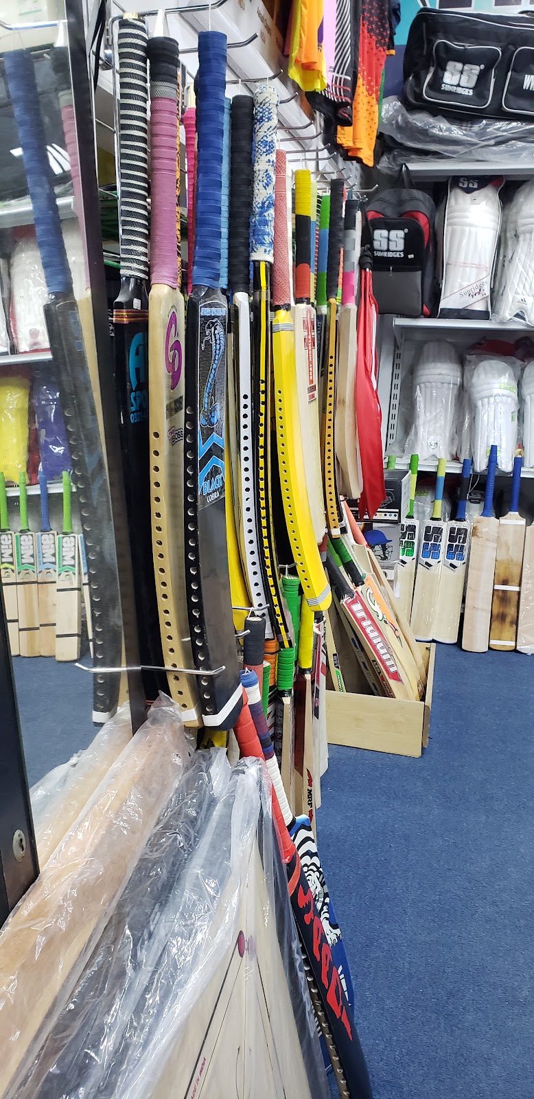 AYUB IQBAL SPORT EQUIPMENT TRADING — Bicycles Accessories in Sharjah, Al Khan - Image 3