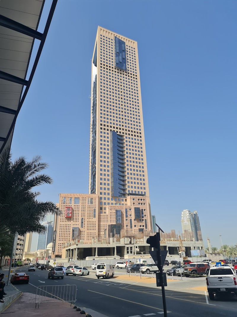 Danat AlKhan Tower — Property for Sale in Sharjah, Al Khan - Image 4
