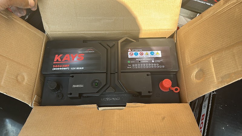 Batt On Wheels - Battery Replacement Service Dubai — Batteries & Lubricants in Dubai, Downtown