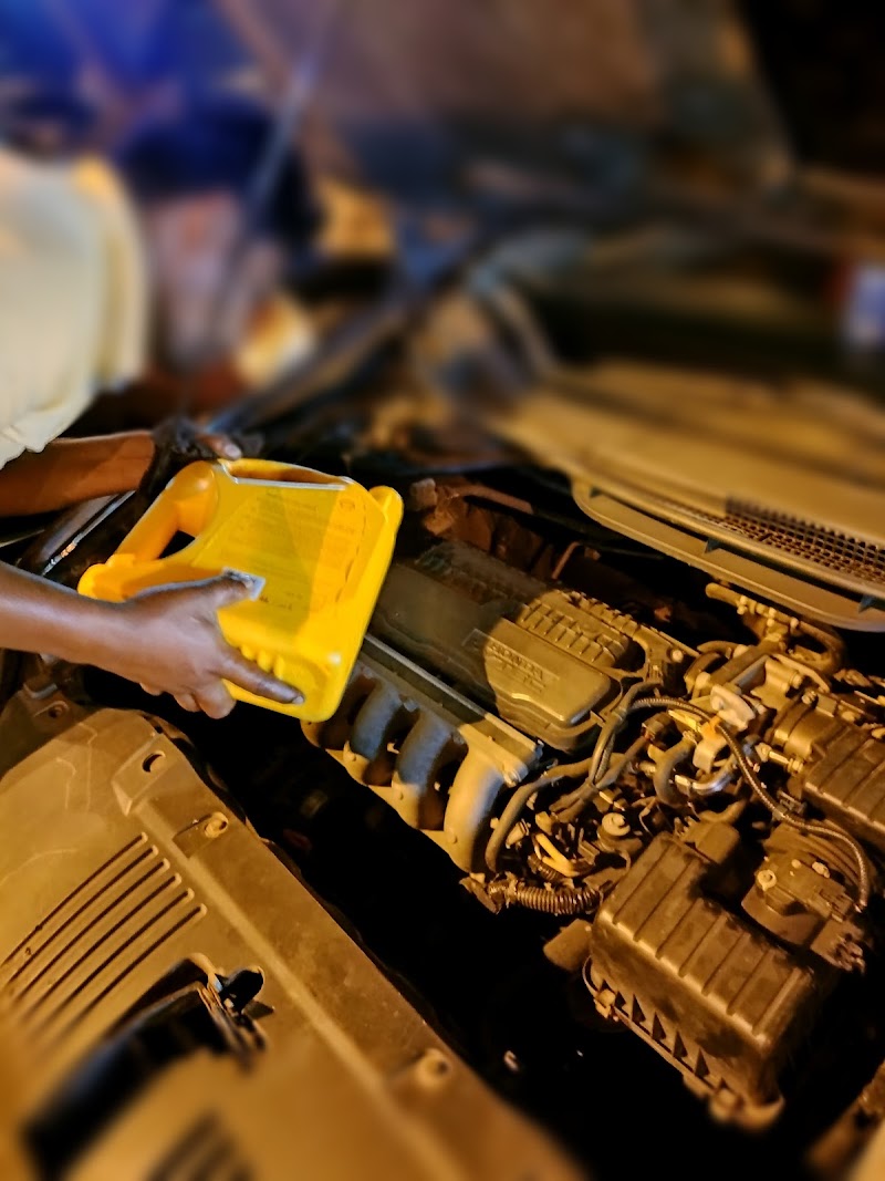 Auto Mechanical & Car Batteries — Batteries & Lubricants in Dubai, Downtown - Image 5