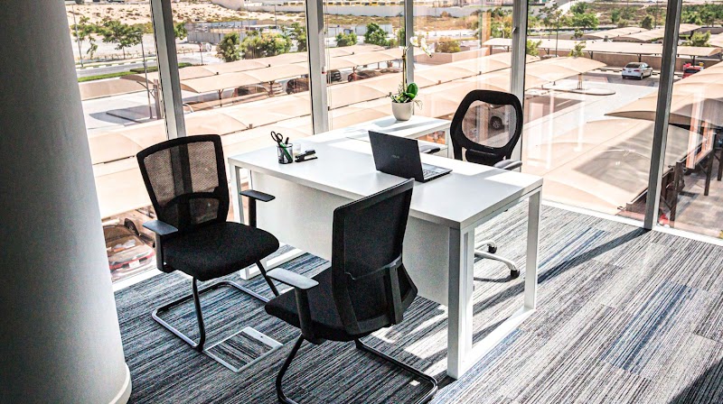 Business Setup In Dubai — Relocate UAE — Industrial in Dubai, Downtown - Image 3