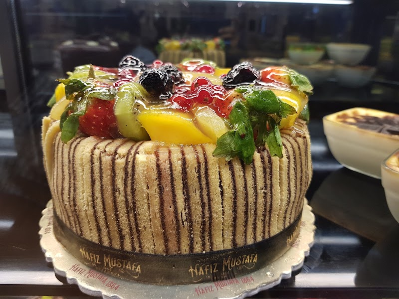 Hafiz Mustafa 1864 The Dubai Mall — Industrial in Dubai, Downtown - Image 3