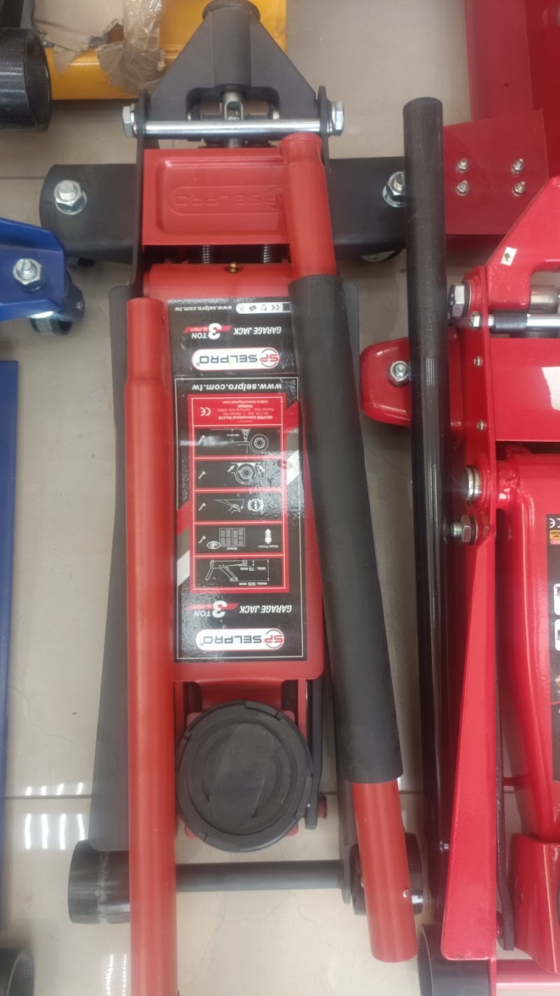 Rukn Al Yaqeen Hardware Trading Company LLC SP — Ladders Workbenches in Sharjah, Al Khan - Image 4