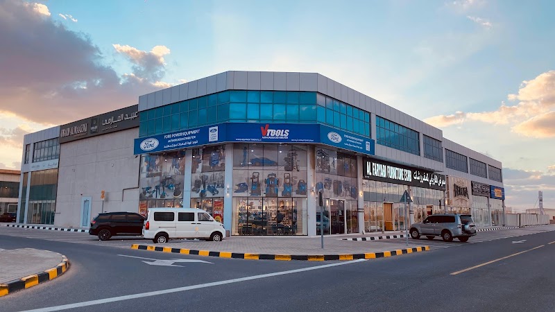 VTOOLS Sharjah: Tools & Equipment Store — Ladders Workbenches in Sharjah, Al Khan - Image 3