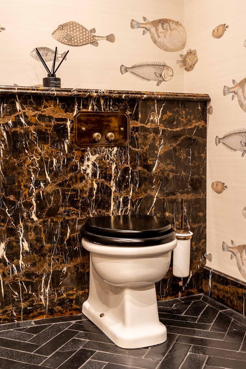 Rutland London — Bathroom Accessories Fittings in Dubai, Downtown