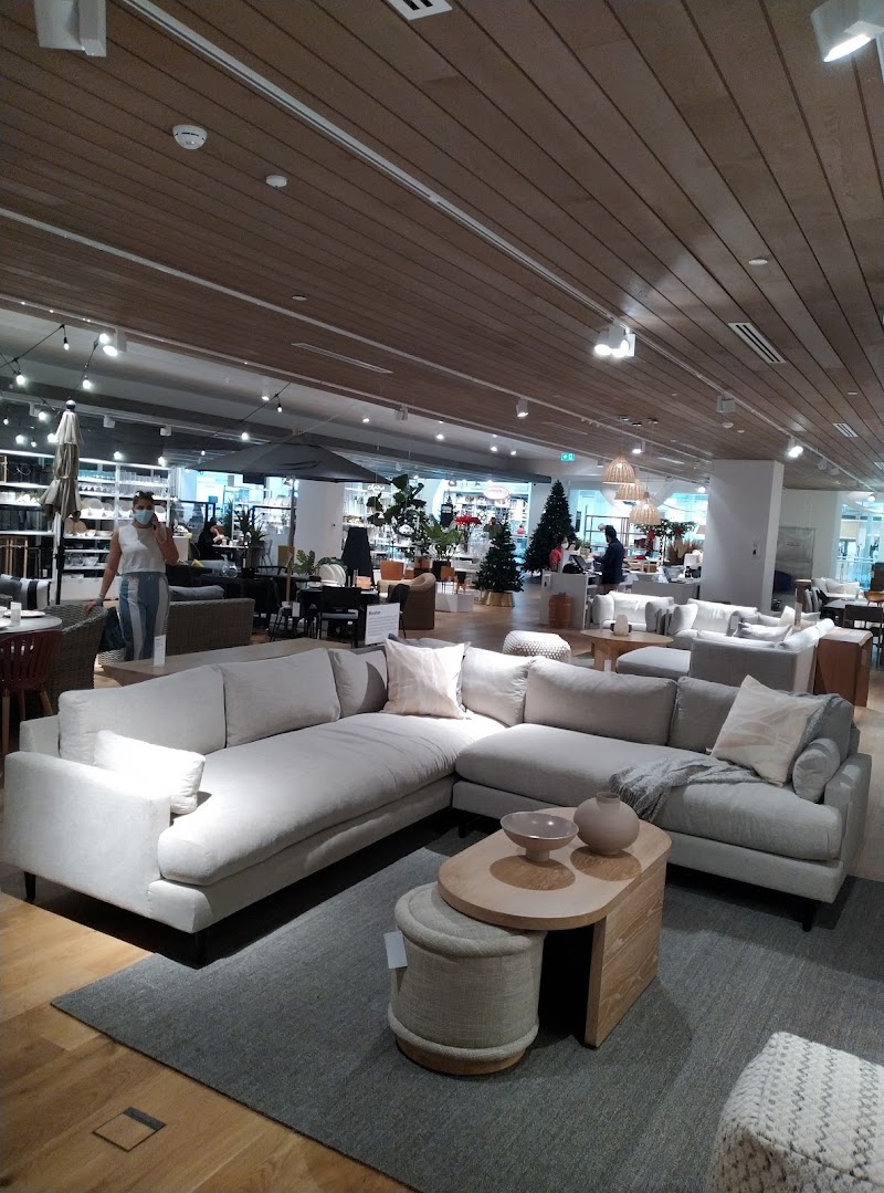 Crate and Barrel - Dubai Mall — Garden Tools Accessories in Dubai, Downtown - Image 3