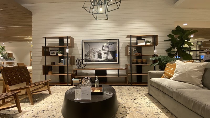 Crate and Barrel - Dubai Mall — Garden Tools Accessories in Dubai, Downtown - Image 5