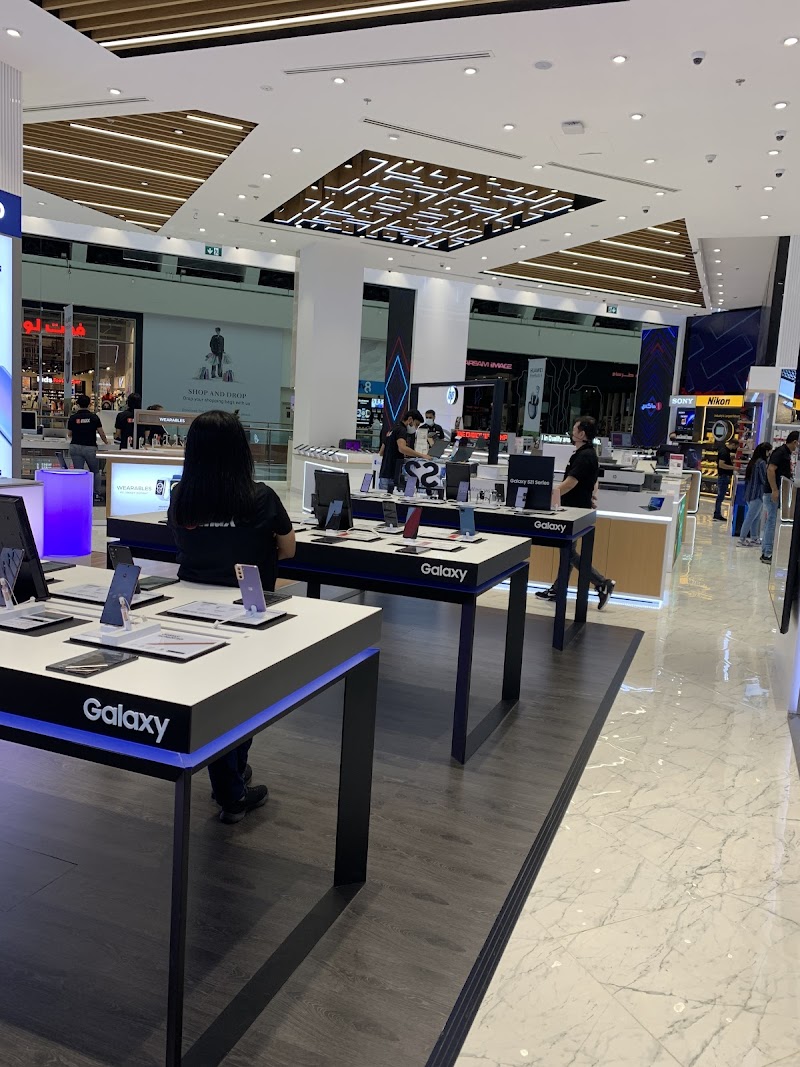 EMAX - The Dubai Mall — Cables Wires in Dubai, Downtown - Image 3