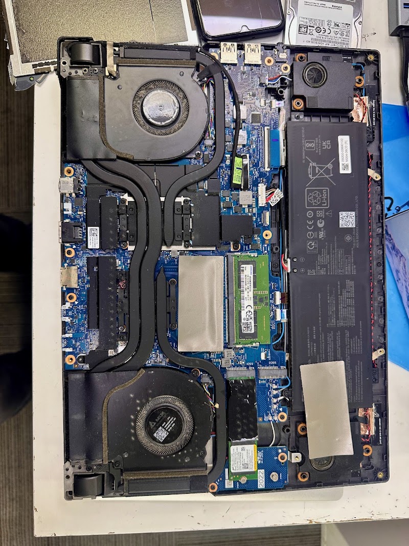 Emirates Repair — Laptops Desktops Accessories in Dubai, Downtown - Image 2