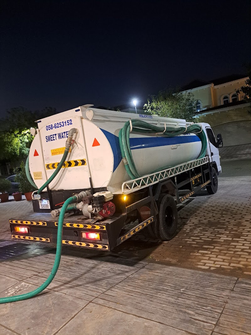 Sweet water supply — Water Tanker in Dubai, Jumeirah - Image 2