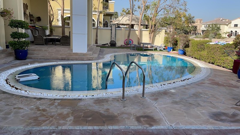 Swimming pool water supply — Water Tanker in Dubai, Jumeirah - Image 3
