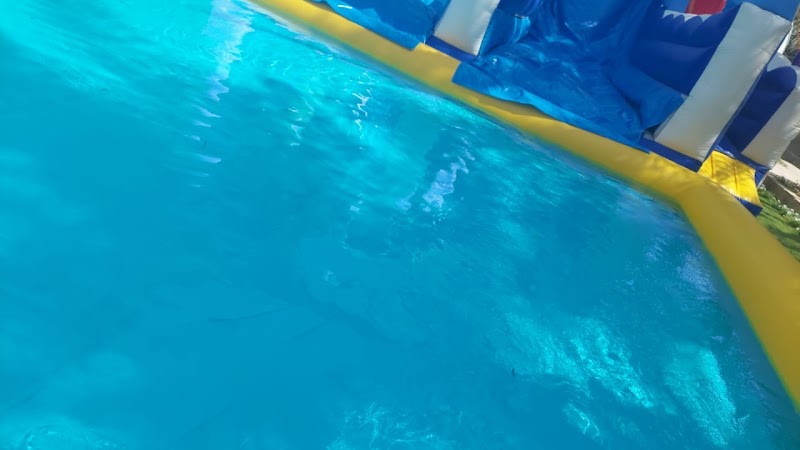 Swimming pool water supply — Water Tanker in Dubai, Jumeirah - Image 4