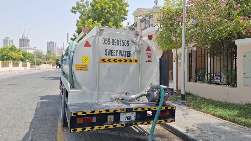 Sweet water supplier — Water Tanker in Dubai, Jumeirah - Image 3