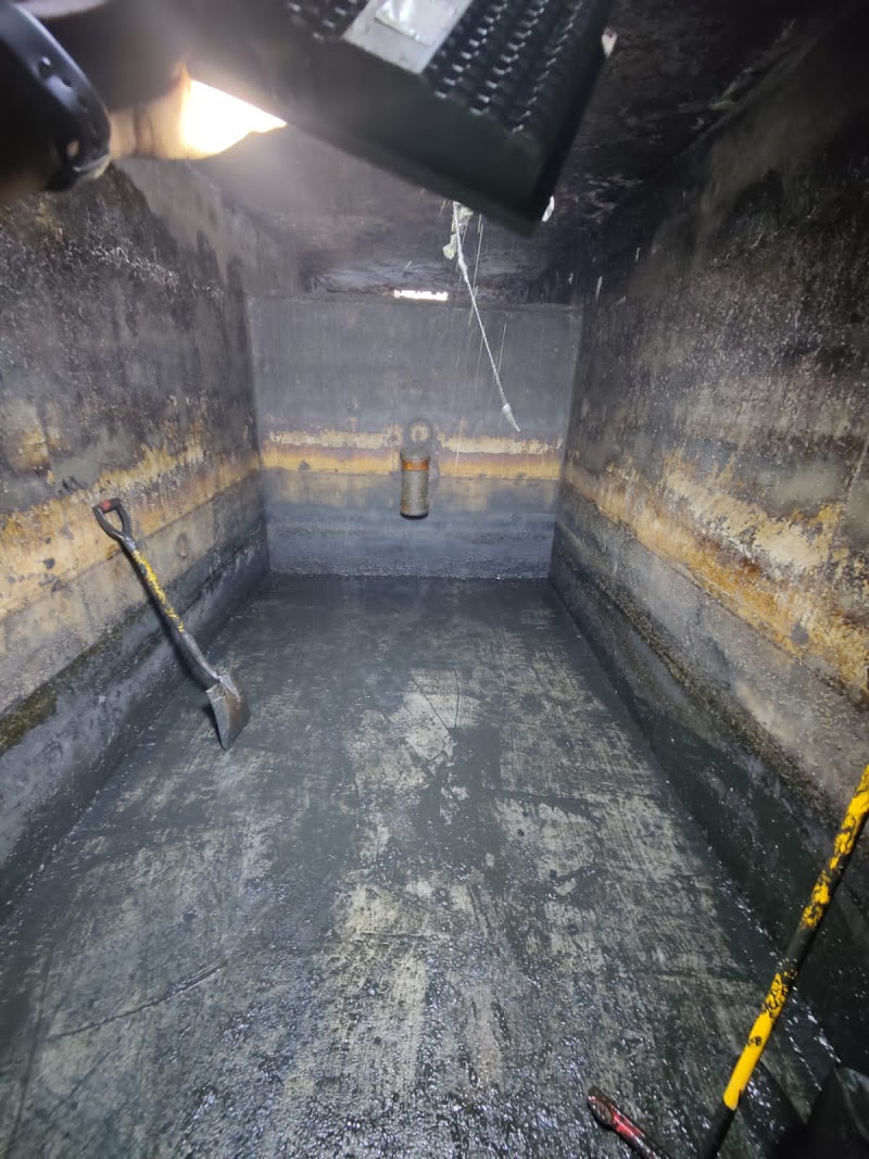 Speed Sump Pit And Sewage Tank Cleaning Services — Water Tanker in Dubai, Al barsha - Image 4