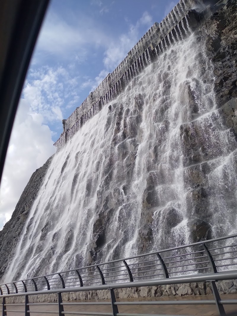 Al Batra Glass Industries L.L.C. — Glass Mirrors in Sharjah, Al Nahda - Image 4