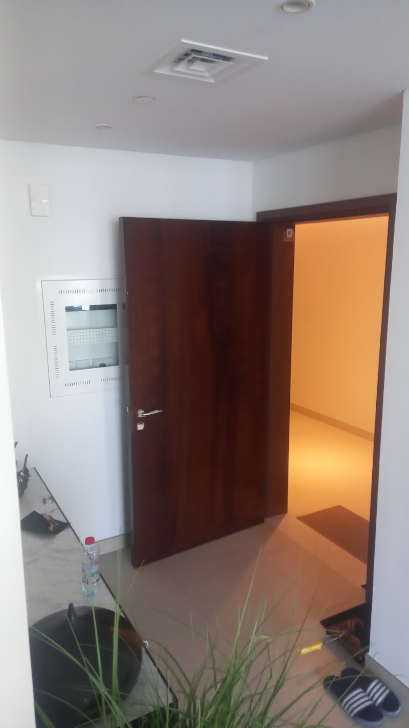 handyman services dubai — Maintenance Services in Dubai, downtown - Image 5