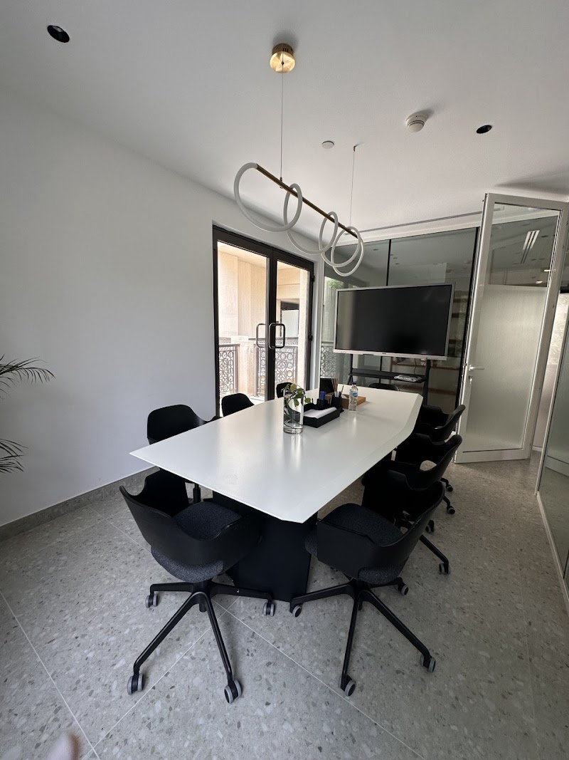 Solutions & Management — Personal Services in Dubai, downtown - Image 4