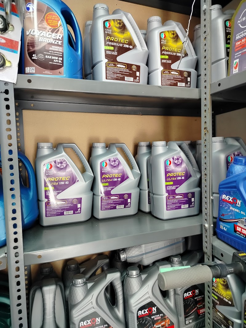 Car Repair Service in Dubai And Car Battery — Vehicle Services in Dubai, downtown - Image 3