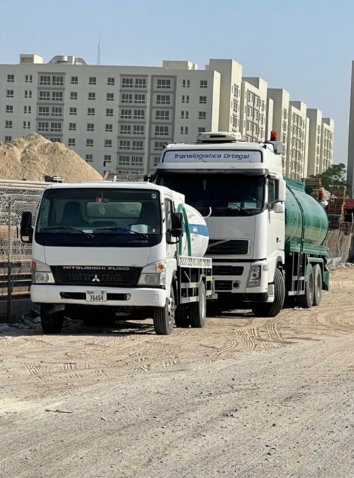 Eagle One Transport LLC - Sweet Water Supply Dubai — Water Tanker in Dubai, downtown - Image 4