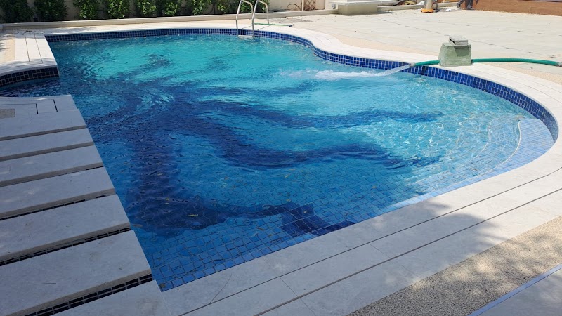 Swimming pool water supplier dubai. — Water Tanker in Dubai, downtown - Image 4