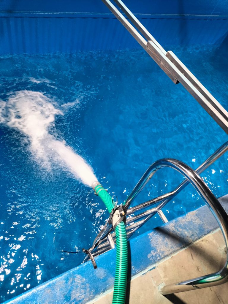 Swimming pool water supplier dubai. — Water Tanker in Dubai, downtown - Image 5