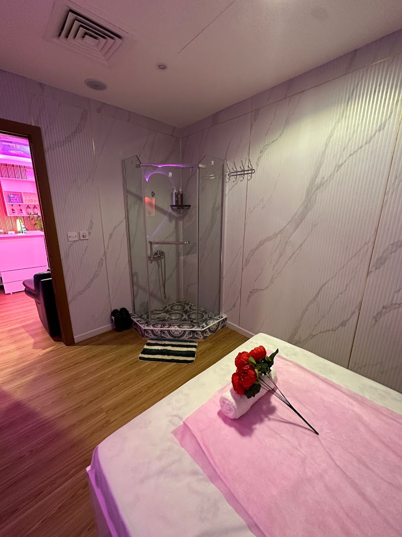 Soft Hand Massage & Spa Business Bay Dubai — Personal Services in Dubai, business bay - Image 4