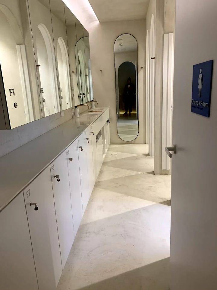 Soft Hand Massage & Spa Business Bay Dubai — Personal Services in Dubai, business bay - Image 5