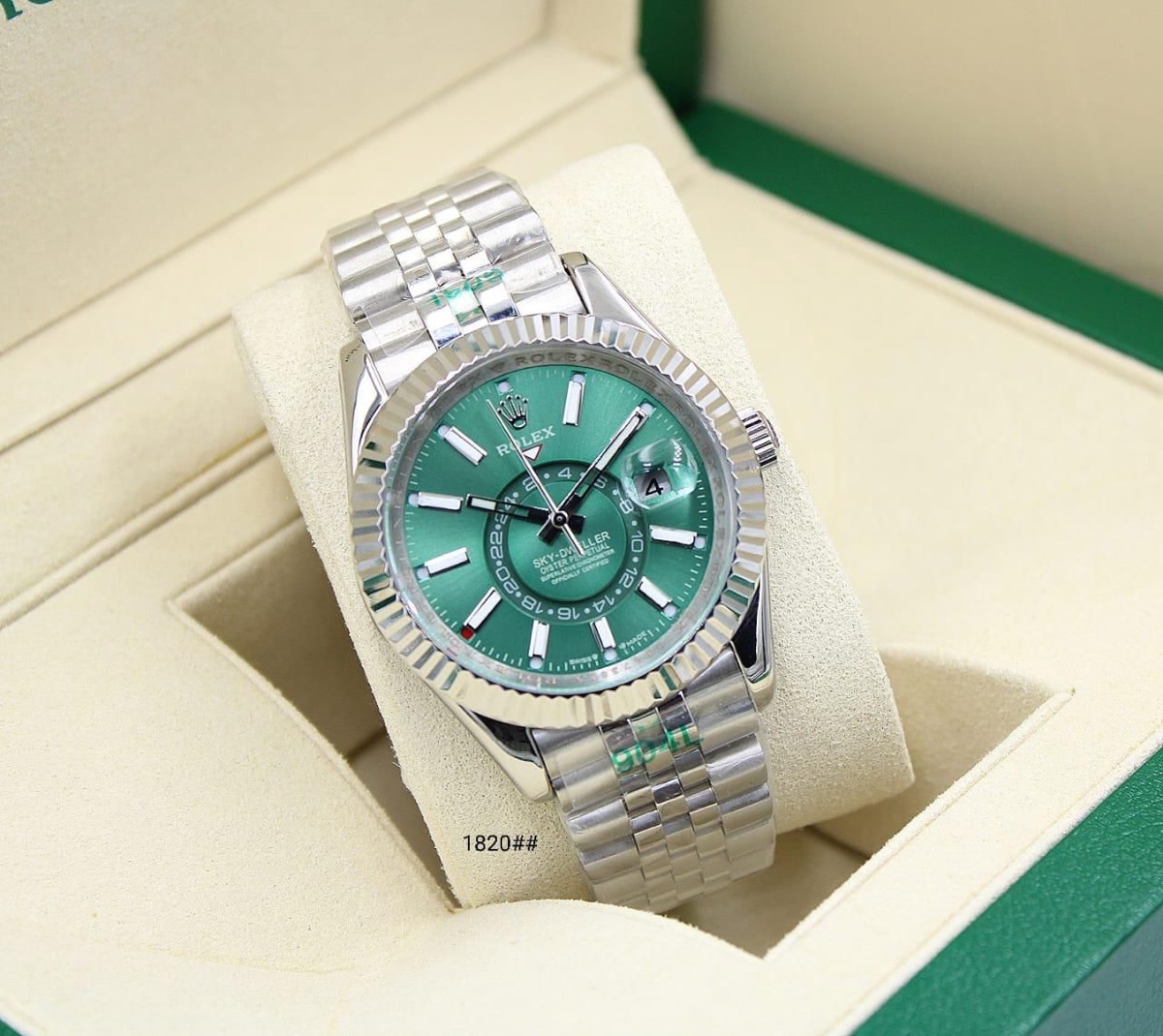 Rolex watch A++ available 
