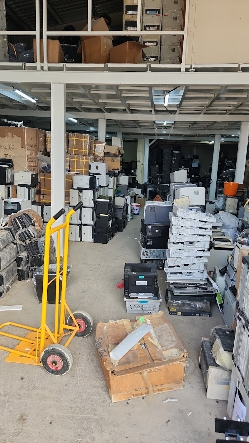 Sharjah industrial Area 5 — Industrial in Sharjah, Al Nahda - Image 4