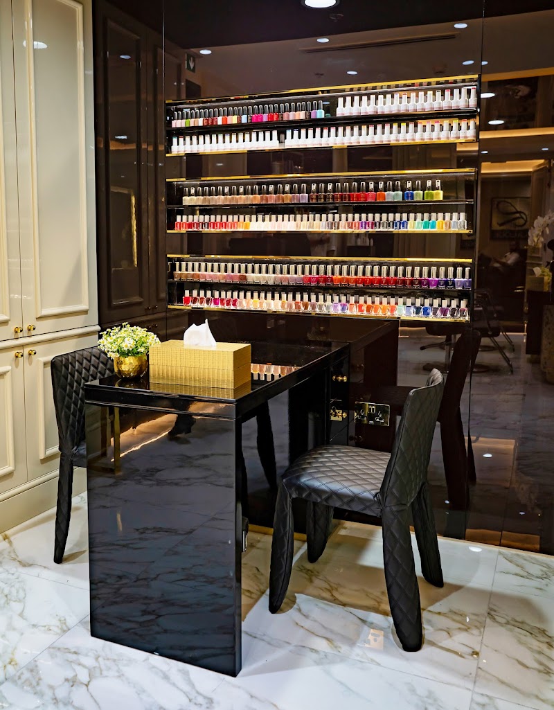 Laloge Beauty Salon - The Address, Downtown — Salon for men and Women in Dubai, Downtown - Image 3