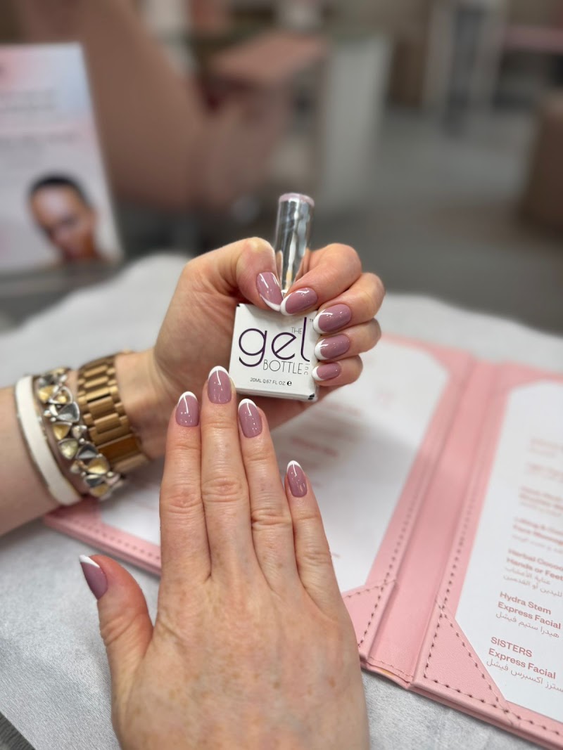 Sisters Beauty Lounge Hair Salon - Dubai Mall — Salon for men and Women in Dubai, Downtown - Image 5