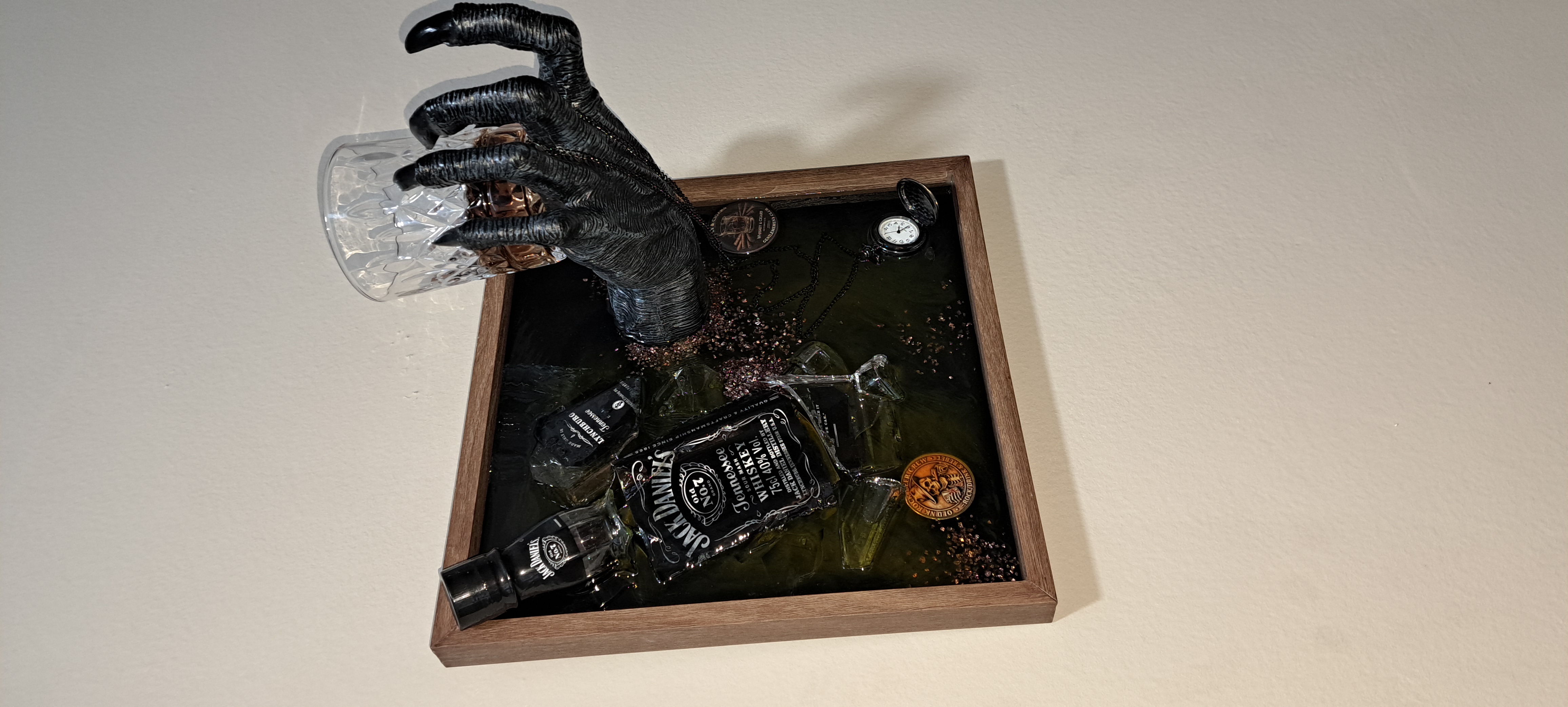 Unique wall art with whiskey bottle - Image 3