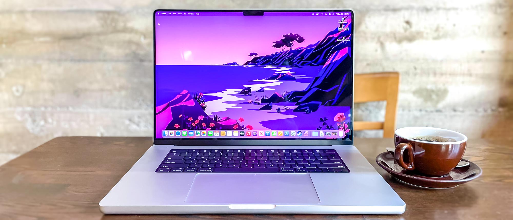 MAXED!! Apple MacBook Pro Retina 15" i7 TouchBar • 512 GB SSD • Bundle Deal!!