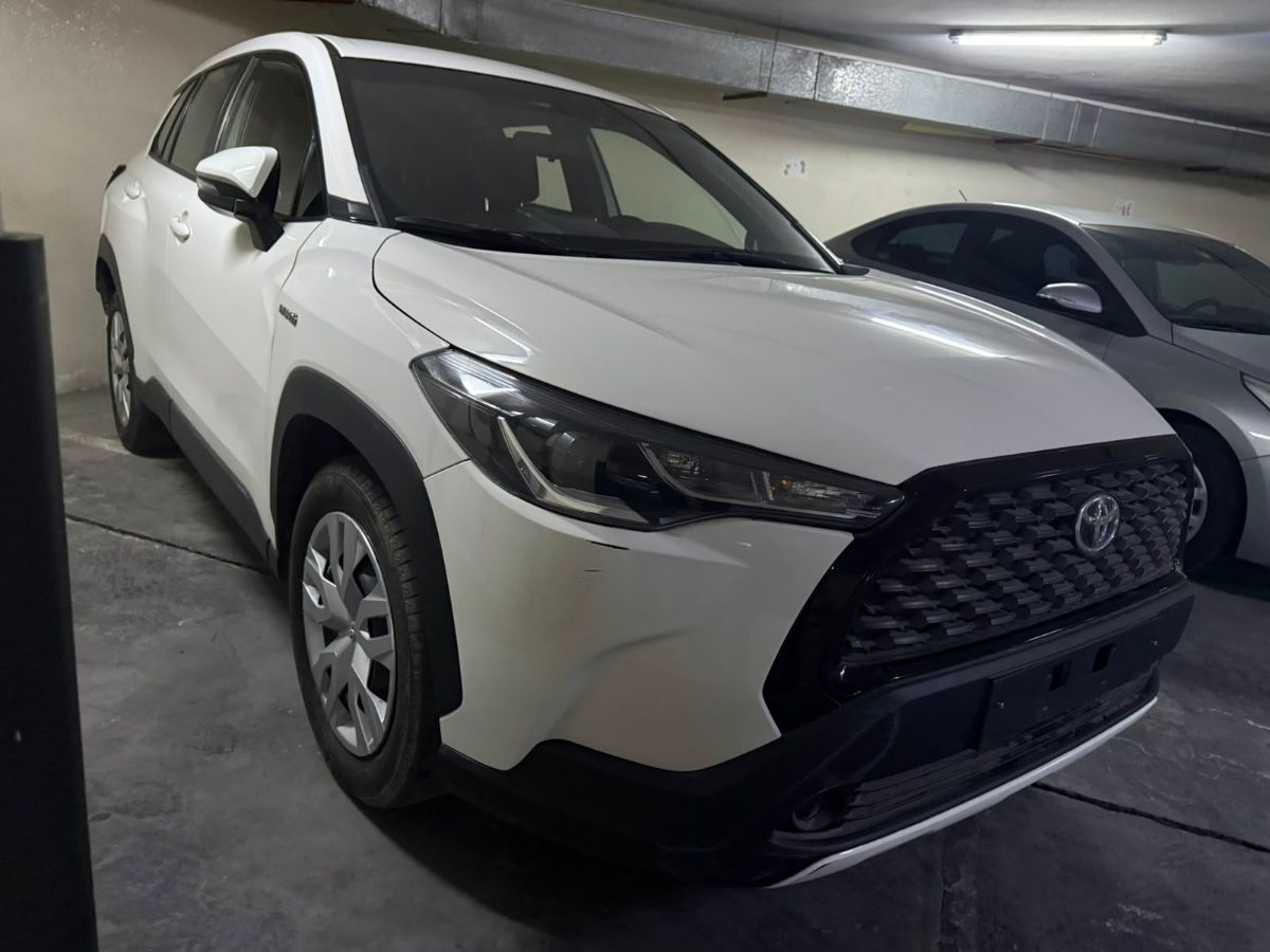 2023 Toyota Corolla Cross - Image 3
