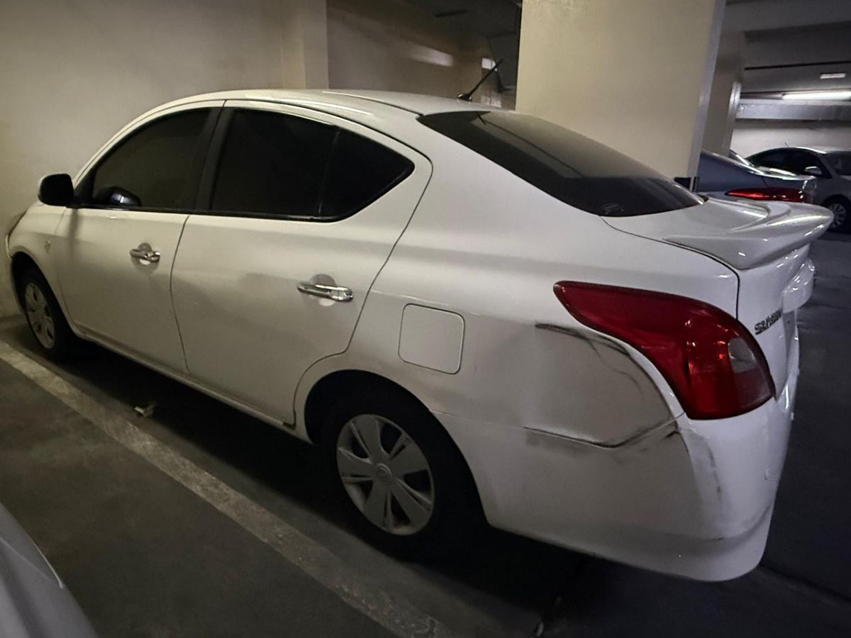 Nissan sunny  - Image 2