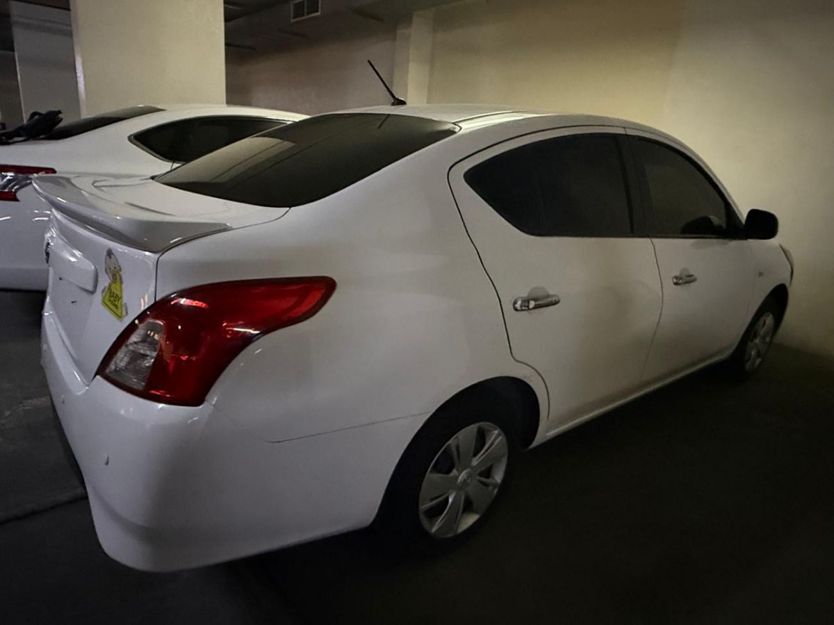 Nissan sunny  - Image 3