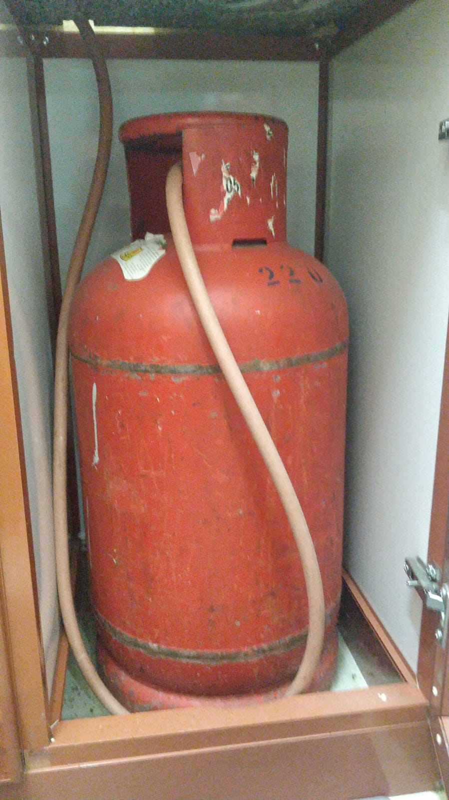 GAS CYCLINDER