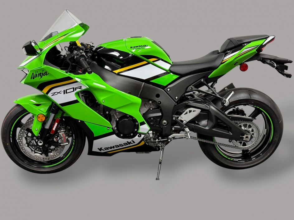 2025 Kawasaki Ninja ZX-10R - Image 2
