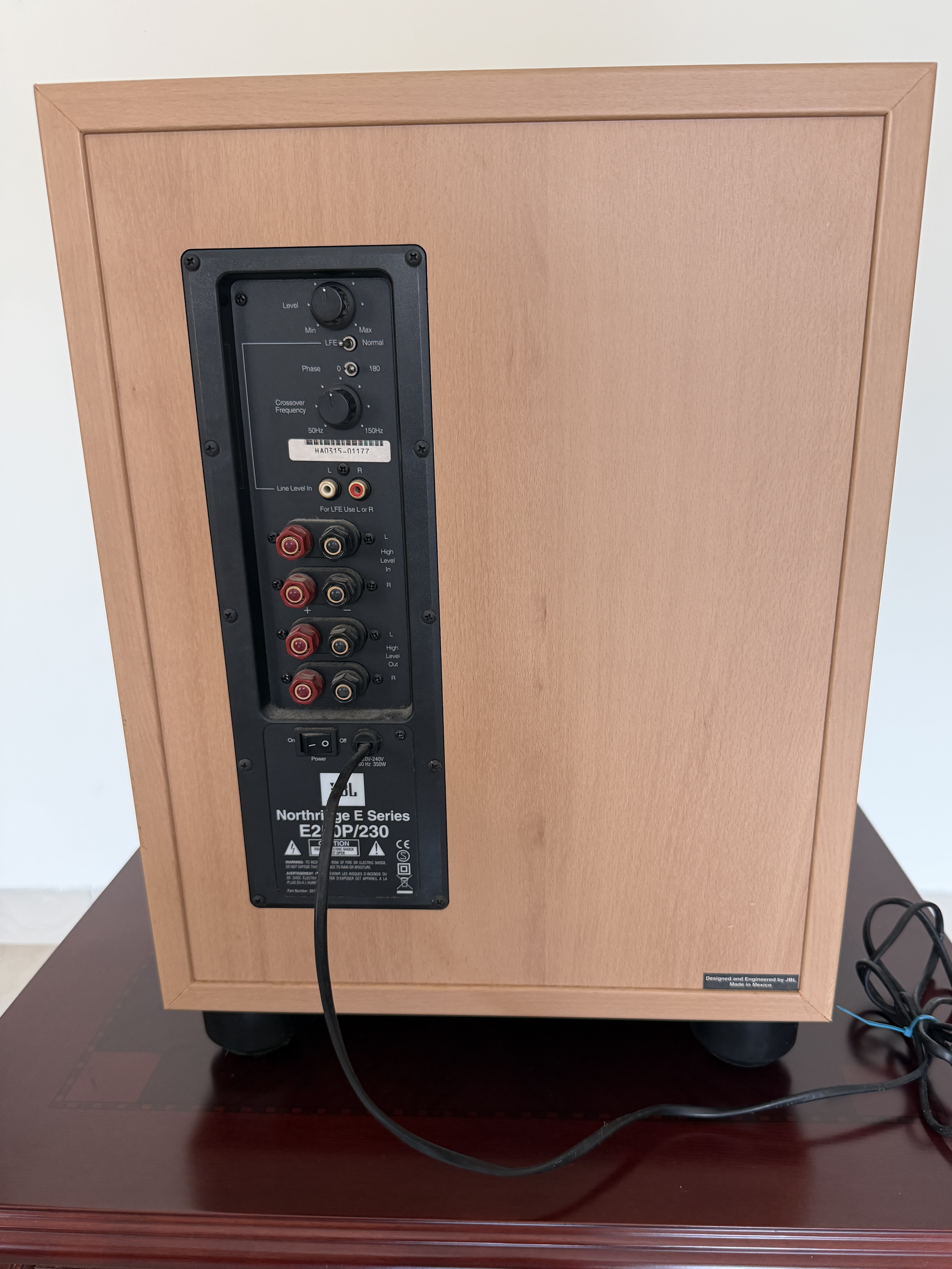 JBL NORTHRIDGE E SERIES E250P SUBWOOFER - EXCELLENT CONDITION