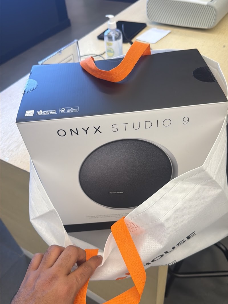 Samsung Store — Electronics Appliances in Sharjah, Al Nahda - Image 5