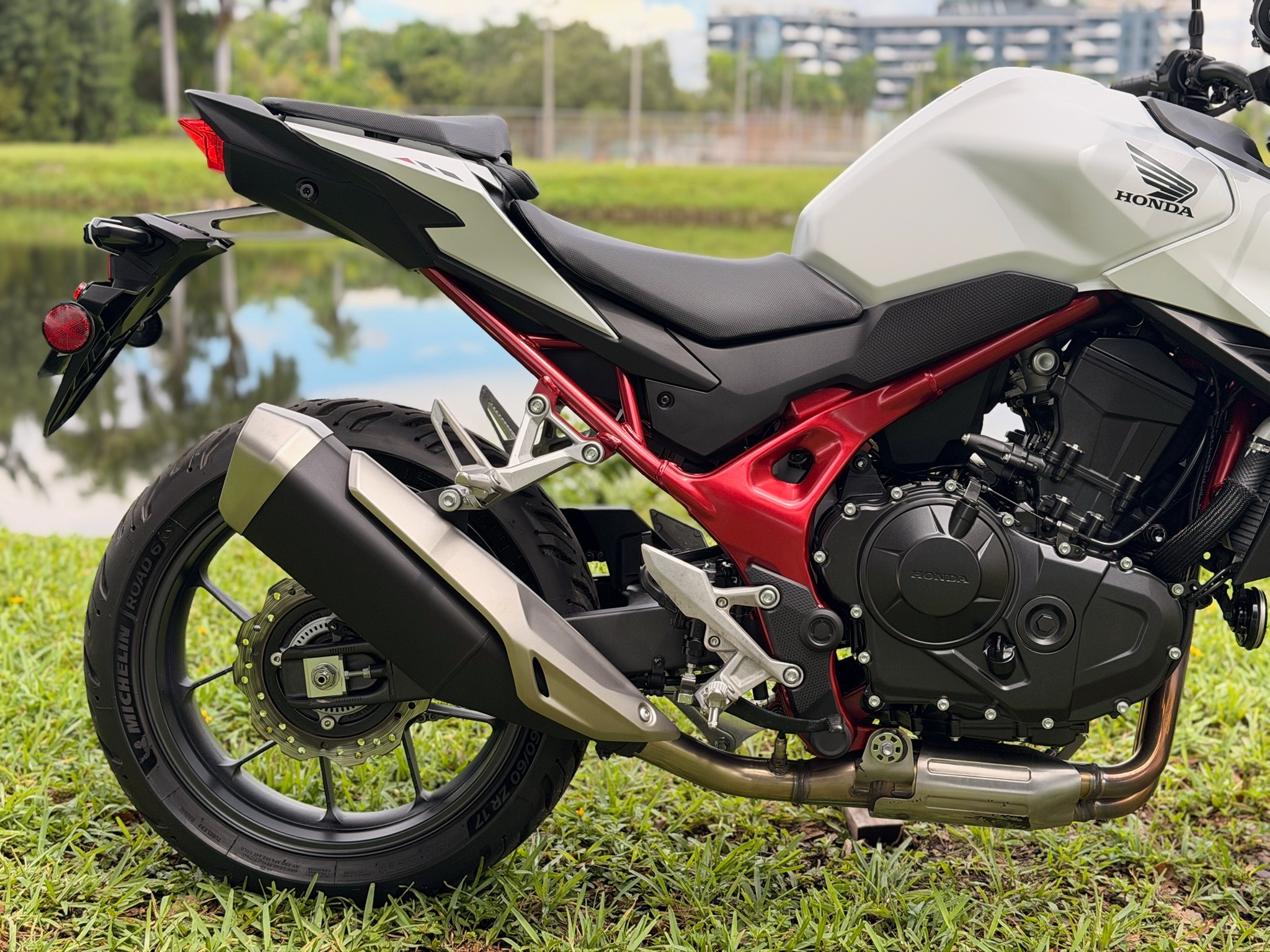 2025 Honda CB750 Hornet for Sale - Image 2