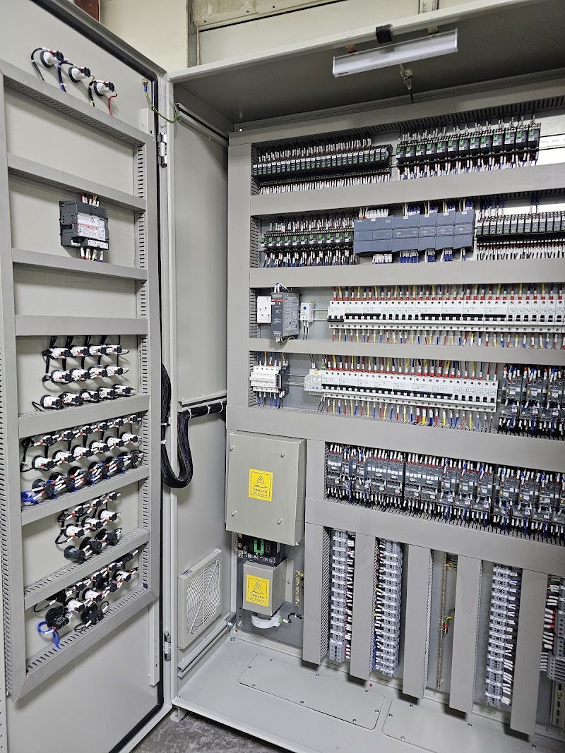 Al Diwan Electrical Switchgear LLC — Circuit Breakers Distribution Boards in Sharjah, Al Nahda - Image 3