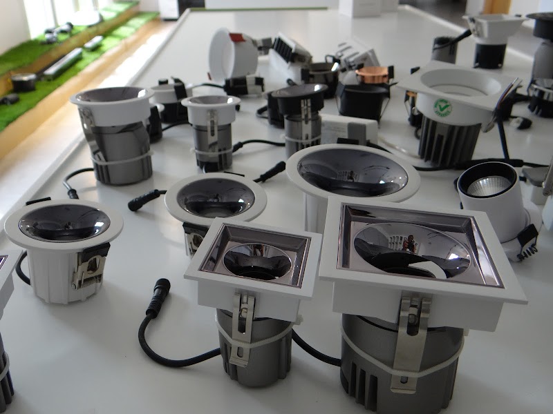 QUANTA Lighting Warehouse — Light Bulbs Led Fixtures in Sharjah, Al Nahda - Image 3