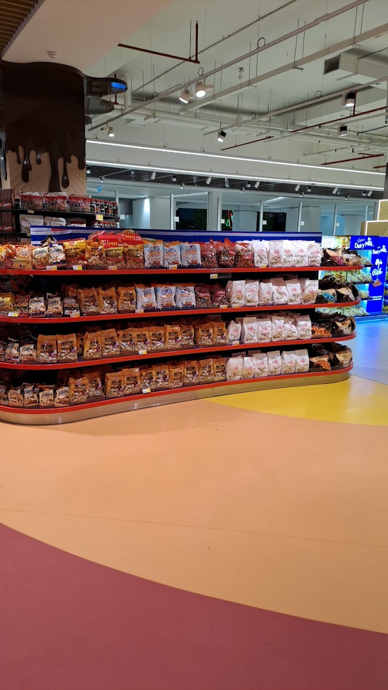 Nesto Hypermarket - Mia Mall — Garden Tools Accessories in Sharjah, Al Nahda - Image 4