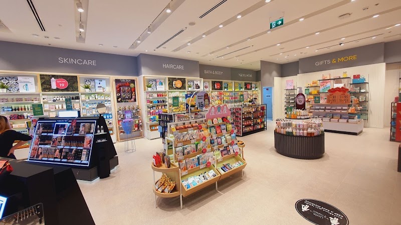 Centrepoint - Sahara centre — Garden Tools Accessories in Sharjah, Al Nahda - Image 3