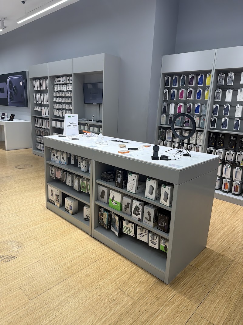 iSTYLE Apple Premium Reseller Sahara Centre — Laptops Desktops Accessories in Sharjah, Al Nahda - Image 3