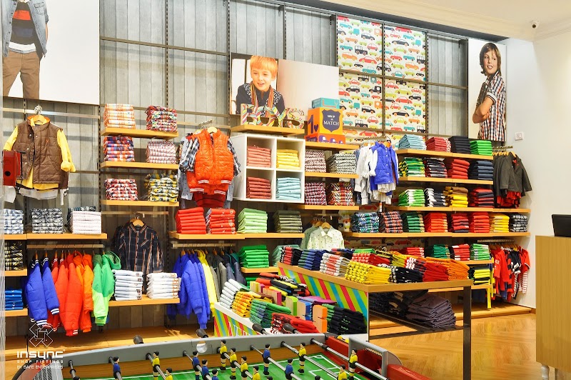 Creative Display Company LLC — Display Racks Stands in Sharjah, Al Nahda - Image 4