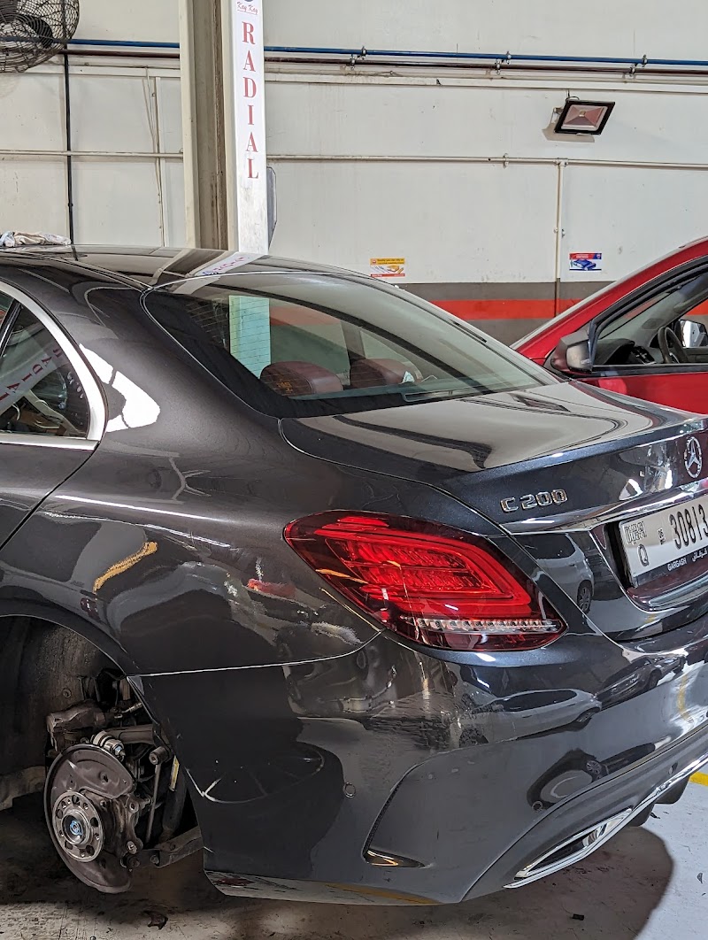 TotalEnergies Deira Central Motors — Batteries & Lubricants in Dubai, Diera - Image 4