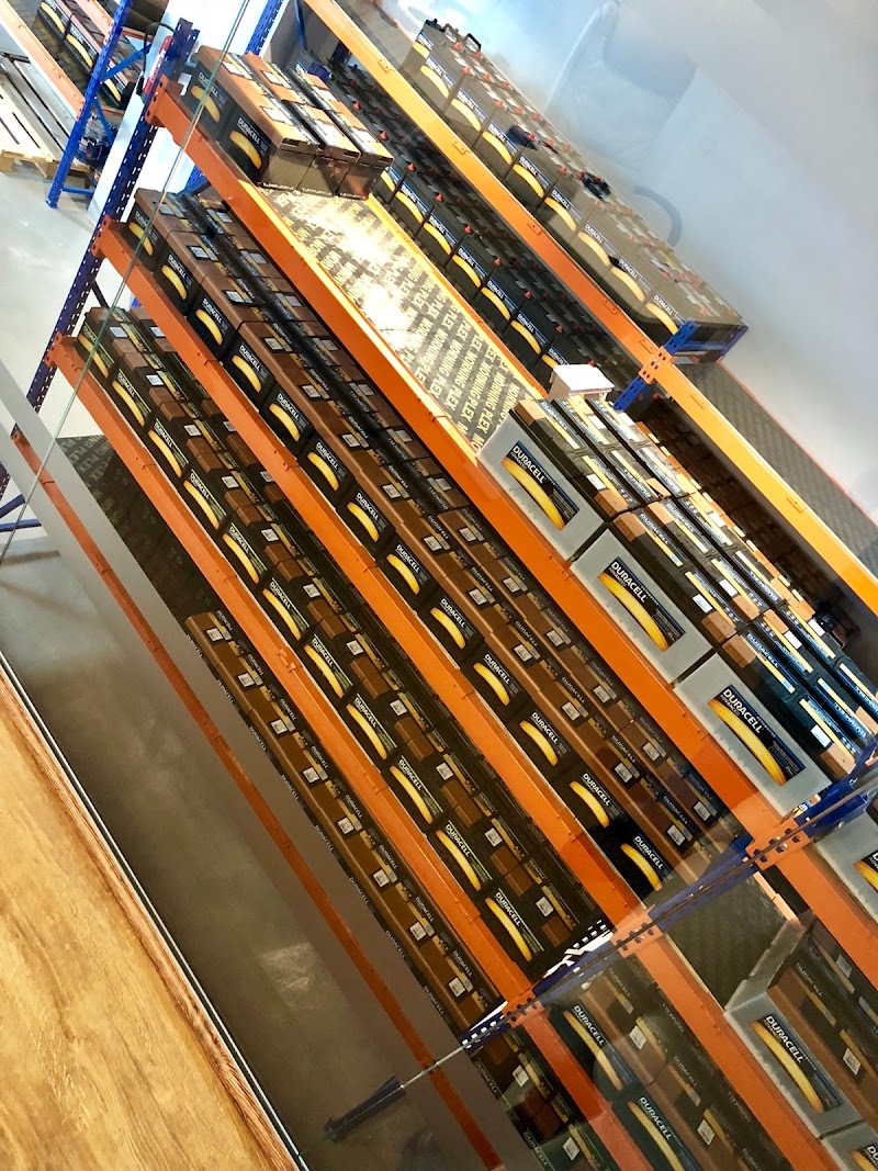 Auto Battery Hub — Batteries & Lubricants in Sharjah, Al Nahda - Image 3