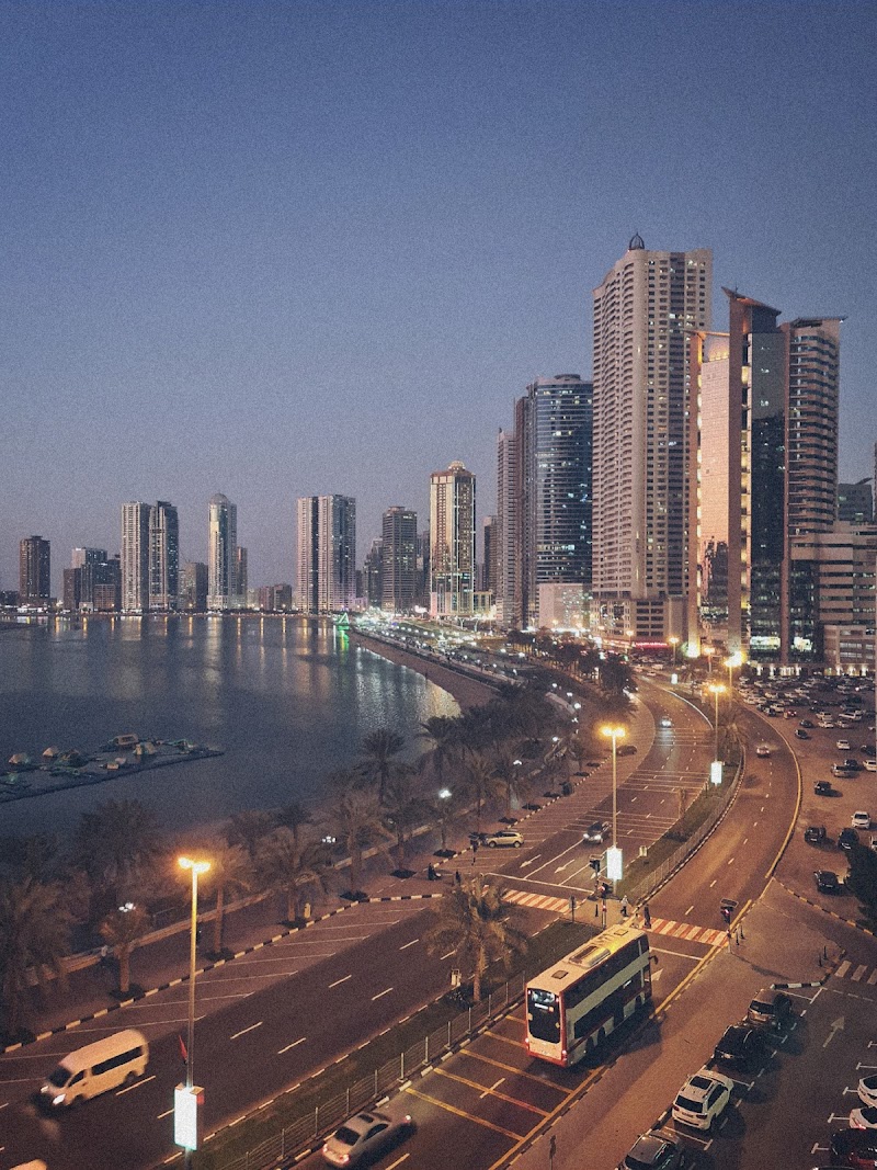 Al Taawun Roundabout — Cars in Sharjah, Al Taawun - Image 2